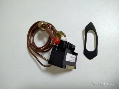 Carrier HK06UB006 Oil Pressure Switch